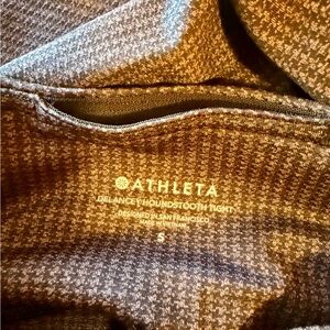 Athleta Delancey Houndstooth leggings